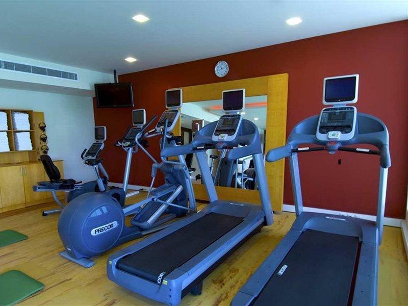 Hilton Garden Inn Riyadh Olaya Exterior photo
