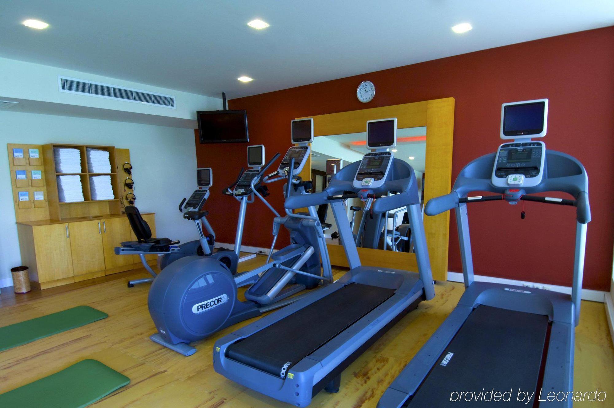 Hilton Garden Inn Riyadh Olaya Facilities photo